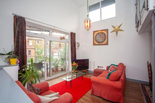 Special 3 Bedroom Townhouse With Parking in Bristol gîte à louer Bristol