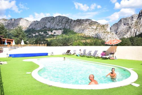 Camping La Pinatelle