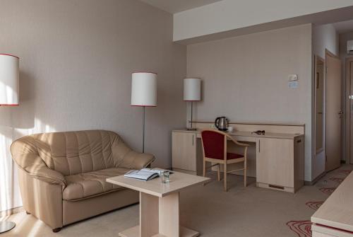 Intourist Kolomenskoye Hotel - image 20