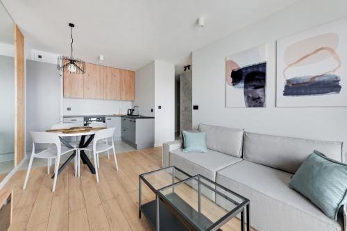 One-Bedroom Apartment image 1