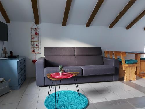  Apartments Šumski Kutak in Fužine