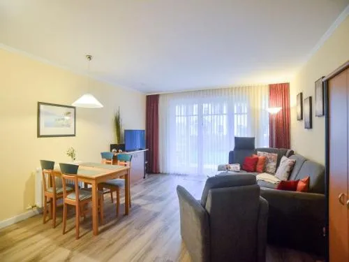 Dünenpark Binz - Komfort Ferienwohnung mit 1 Schlafzimmer und Terrasse im Erdgeschoss 074 in Binz, Deutschland