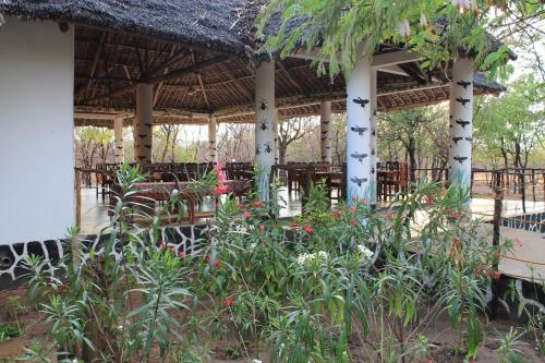 Restorāns, Voyage Village Lodge in Mikumi