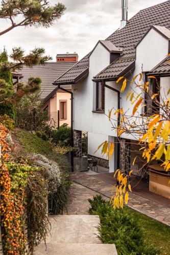 สวน, Villa crocus in เชฟเชนคีฟสกืย ดิสตริก