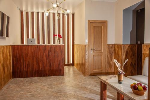 ล็อบบี้, Villa crocus in เชฟเชนคีฟสกืย ดิสตริก