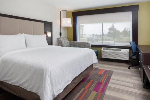 Holiday Inn Express & Suites - Bourbonnais East - Bradley