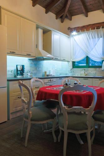 Country Home Giannaras in 크리소비시온