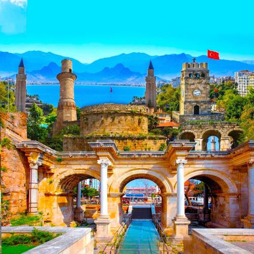 ROOMS AND APARTMENTS center of Antalya, beach, old town - Location saisonnière - Antalya