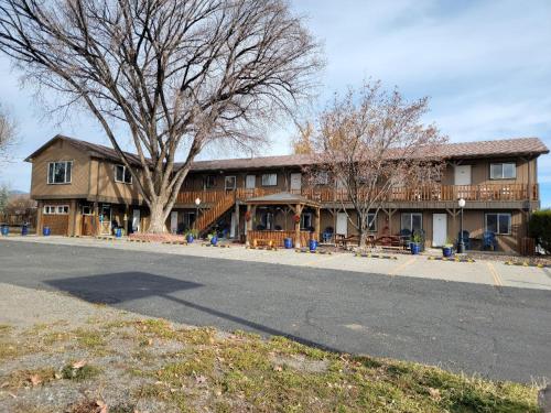 . Mesa Moon Motel