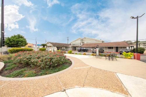 Americas Best Value Inn Brenham