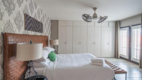 WanderJaunt - Kingfisher - 3BR - South Scottsdale