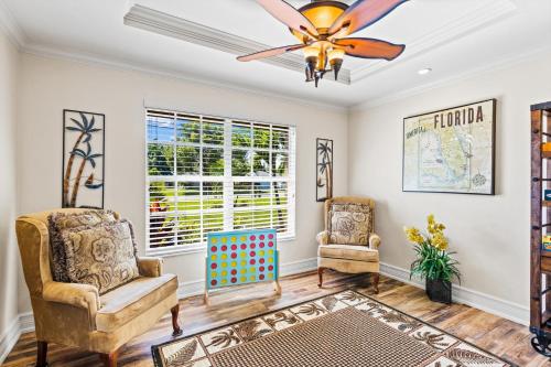 Direct Access Waterfront Villa with Heated Pool & Spa - Edgewater Escape - Roelens Vacations - image 2
