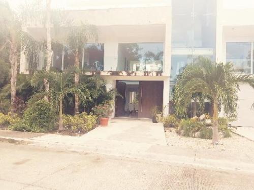 Casa Mariposa