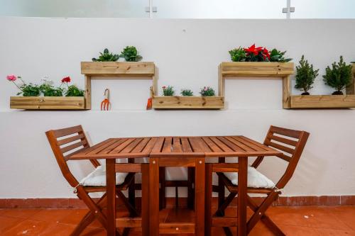 7ti7 Telhal apartment with a lovely Backyard, Lisbona
