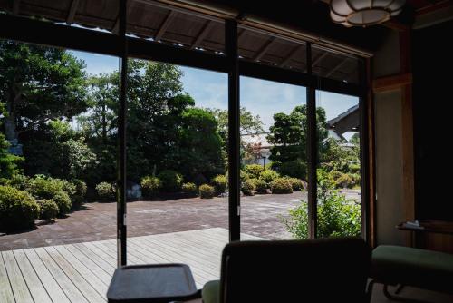Garden, 貸切宿 茶心 in Takanabe