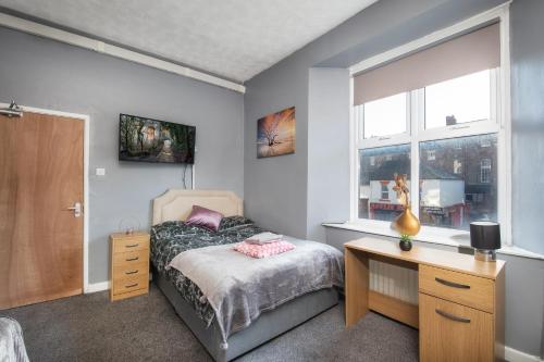 Picture of Newcastle City Centre Super Spacious Town House Free Parking And Wi-Fi