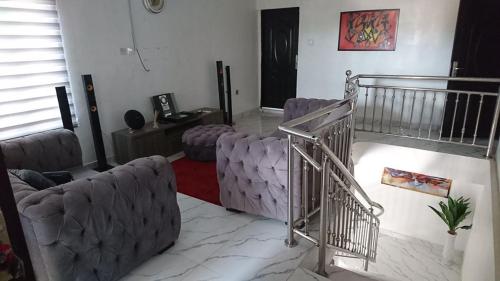 4 bed room duplex