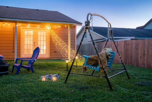 SeaWorld lackland plus living room