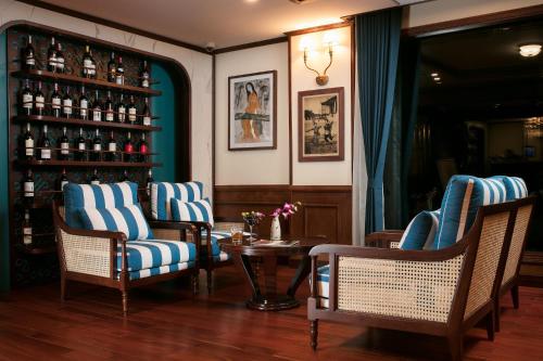 Heritage Cruises Binh Chuan Cat Ba Archipelago - 레스토랑