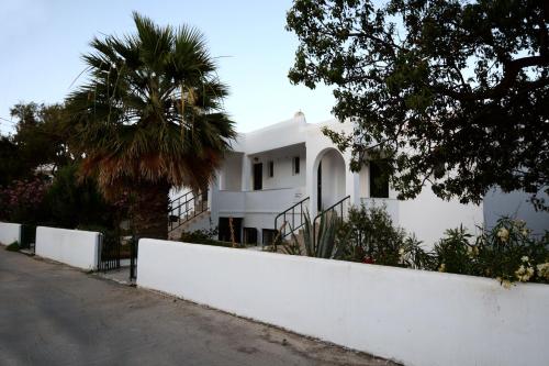 숙소 외관, Moscha Studios in 앤드로스