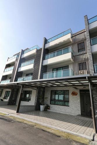 Enjoy the Lift Homestay