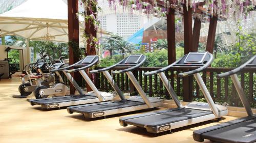 331482160 InterContinental Chengdu Global Center by IHG