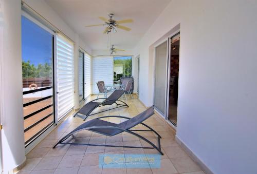 Villa 200m To The Coral Bay Strip, Large Pool, Peyia (photo 5)