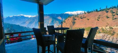 Up and Peace Naggar