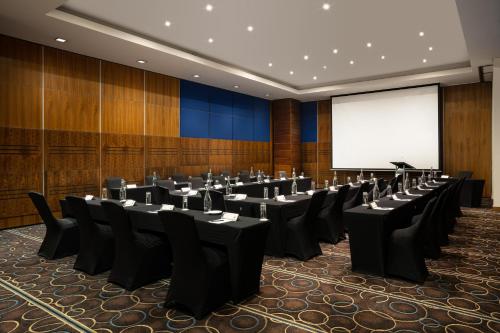 Premier Hotel Midrand - image 5