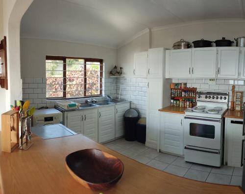 廚房, Pennington Ocean View in 彭寧頓