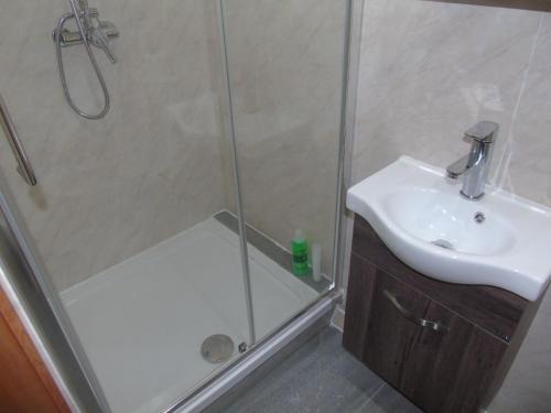 Lovely 1-Bed Apartment in Bolton