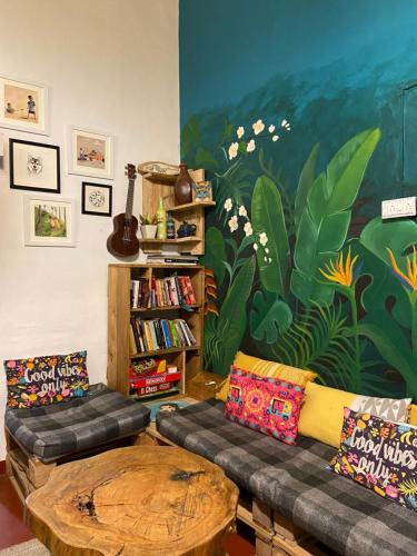 Recreational facilities, The Birdhouse Backpackers Hostel in Coonoor