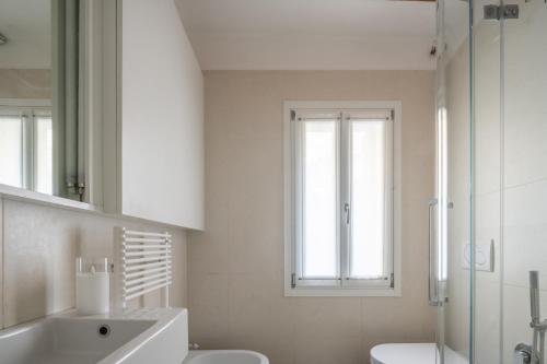 Luxury Garden Mansion R&R - image 13