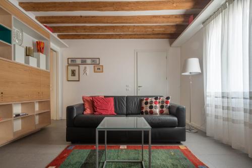 Luxury Garden Mansion R&R - image 7