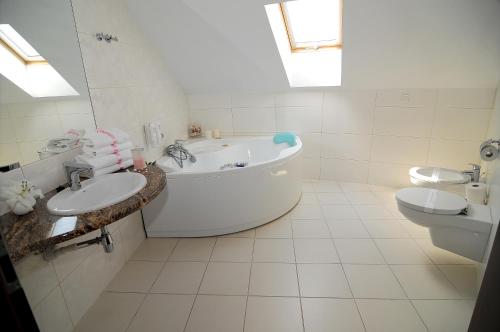 Vannas istaba, Centuria Hotel & Natural Spa in Podzamcze