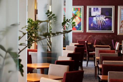 Holiday Inn Express Southampton - M27, J7, an IHG Hotel