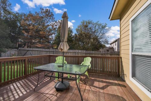 Sunny Baywood - image 12