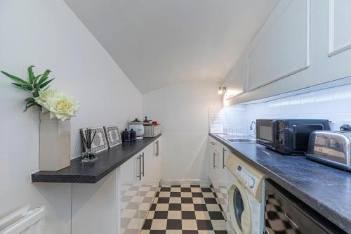 Attractive flat in Little Venice, Londýn (fotografie 9)