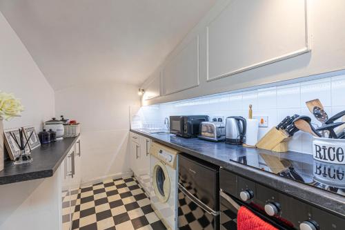 Attractive flat in Little Venice, Londýn (fotografie 10)