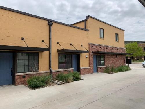 Your Downtown Rapid City Base Camp! - Rapid City, SD