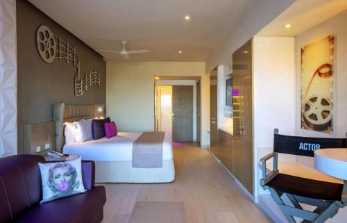 room detail thumbnail 0