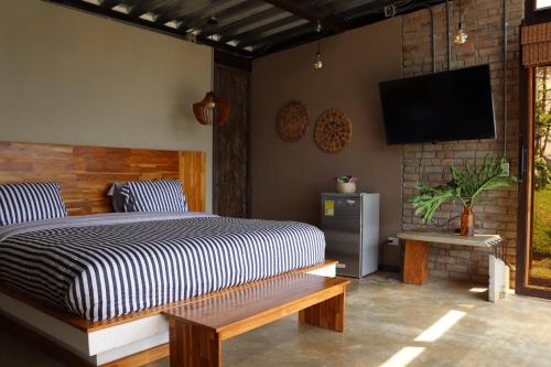 ADAMA BIOHOTEL