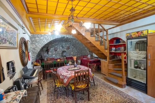 Casa Lanoi in Sirako