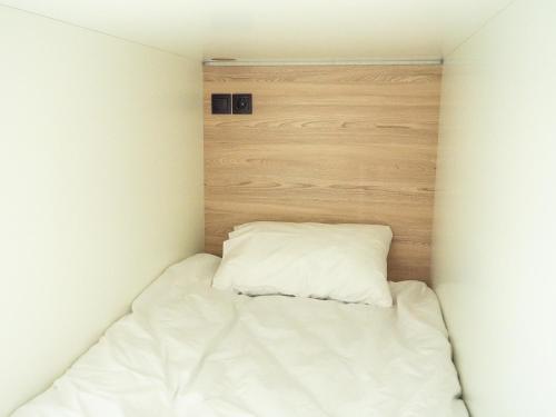 D - Hostel