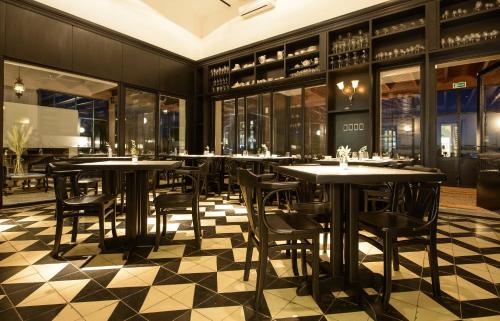 ห้องอาหาร, HOTEL & RESTAURANTE LAS LIEBRES in โคโลเนีย เดล ซาคราเมนโต