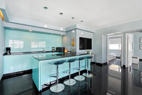 Casa Grande Suites on Ocean Drive - image 11