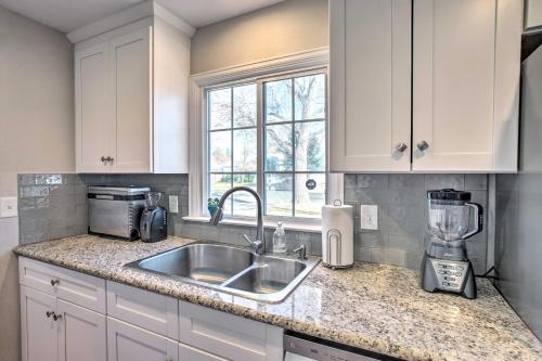 Centrally Located Aurora Home w/ Covered Patio in Lowry