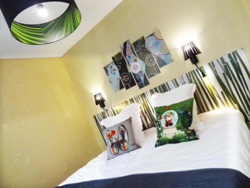 Le Pavillon Hotel - image 11