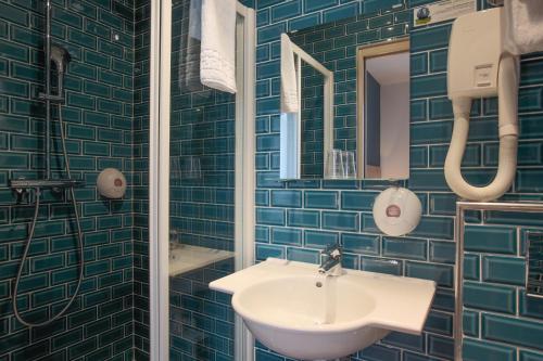 Grand Hotel du Loiret - image 8