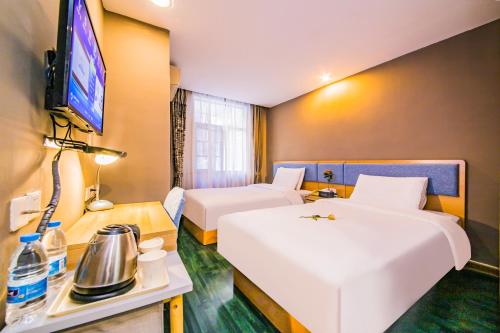 Home Inn Changsha Railway Station Bayi Road – Changsha, KY
